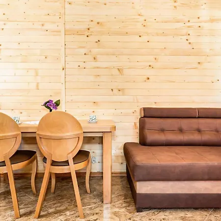 2 Bedroom In בית נופש *